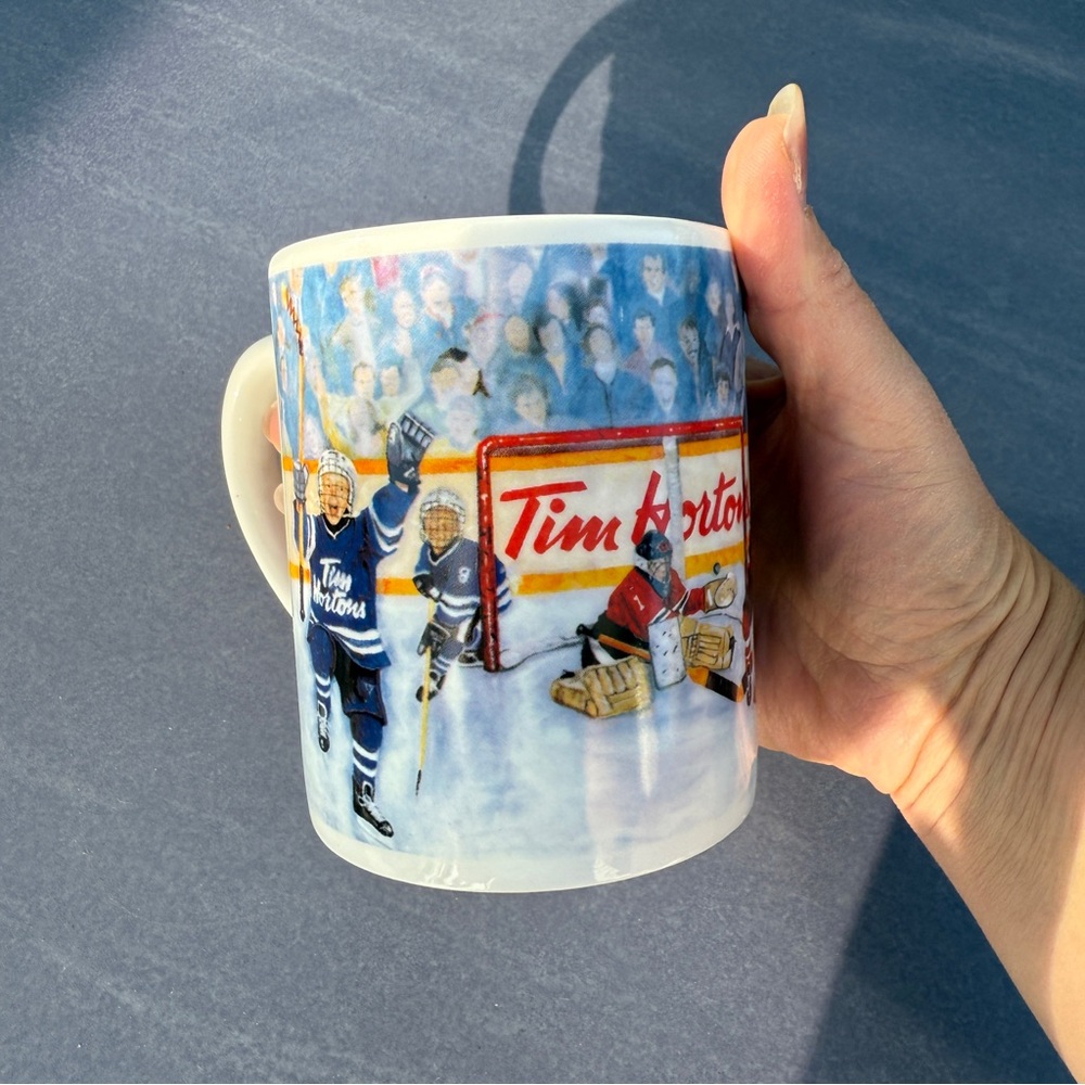 Tim Hortons 'Winning Goal' Collectors Series No 002 Ceramic Hockey Mug 2002